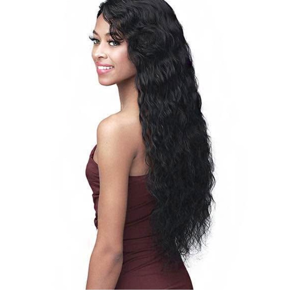 Luxurious Black Wavy Hair Extensions